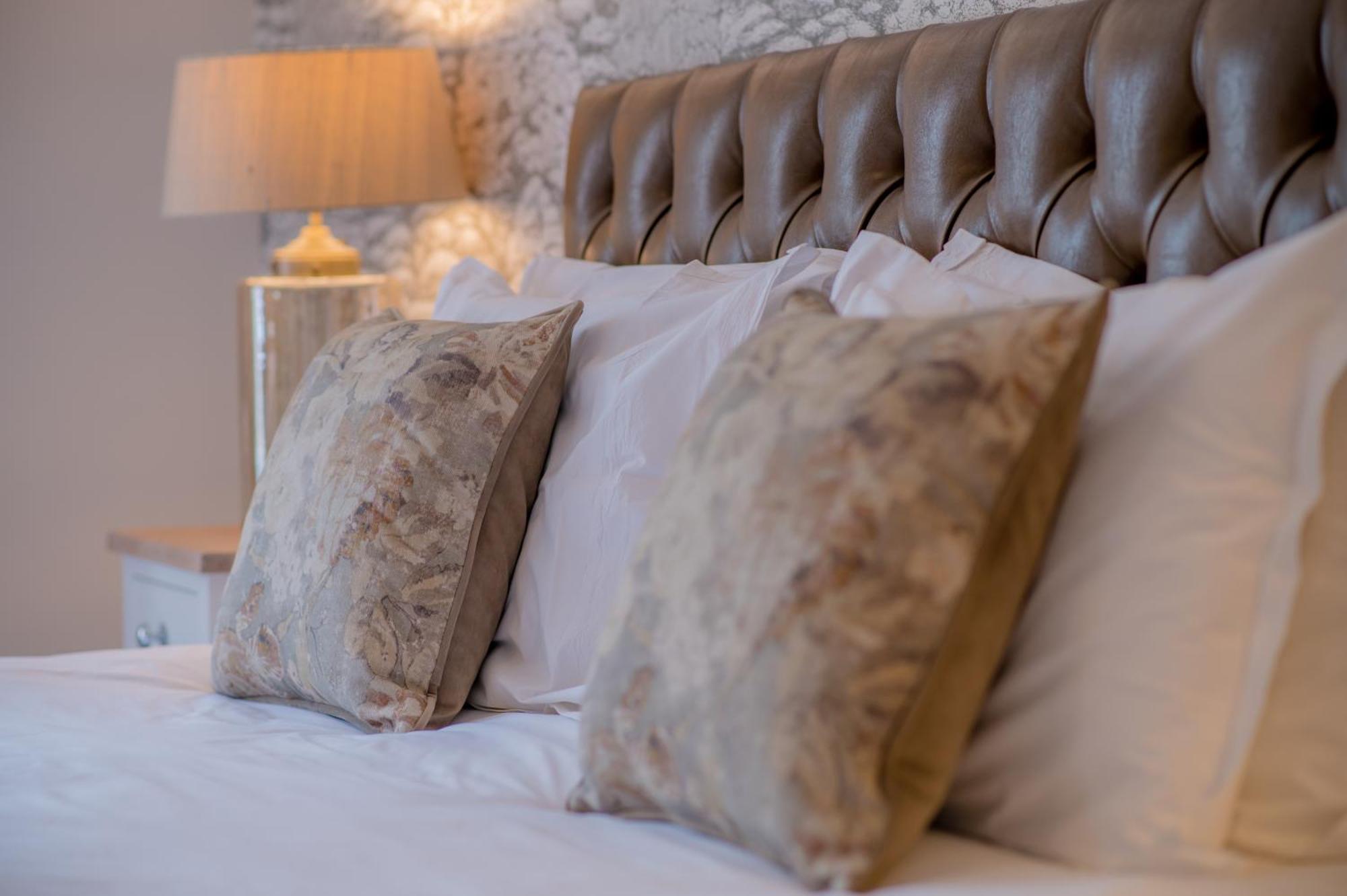 Stonehouse Court Hotel - A Bespoke Hotel Bagian luar foto