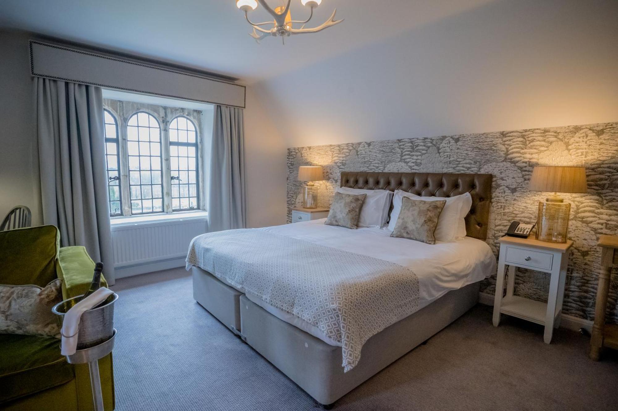 Stonehouse Court Hotel - A Bespoke Hotel Bagian luar foto